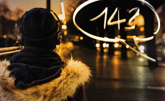 Tel143 - Die dargebotene Hand ist Ansprechpartner für verzweifelte Menschen